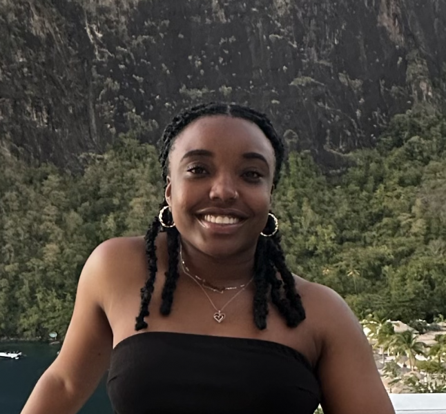  Naya Lewis_small zoomed in.png 